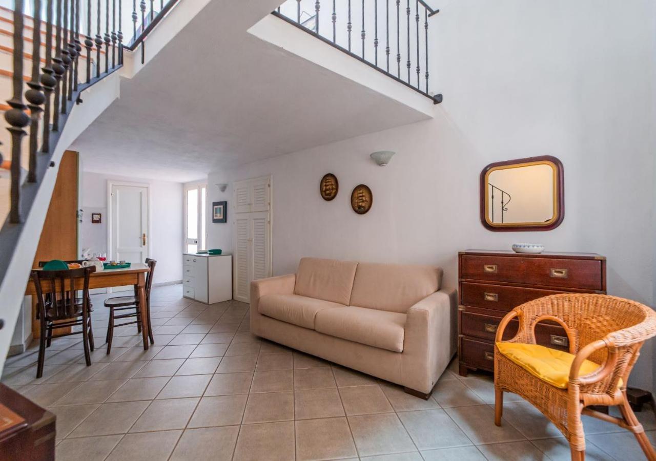 Murphy Holiday Home - Casa Papini La Maddalena  Exterior foto