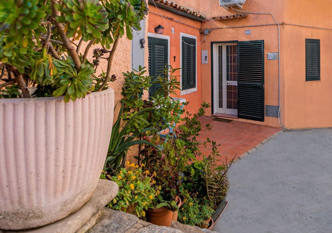 Murphy Holiday Home - Casa Papini La Maddalena  Exterior foto